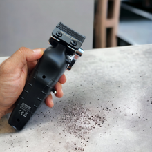 Load image into Gallery viewer, XPERSIS PRO Optimum Floating Lever Cordless Hair Clipper And USB Foil Shaver Combo Black